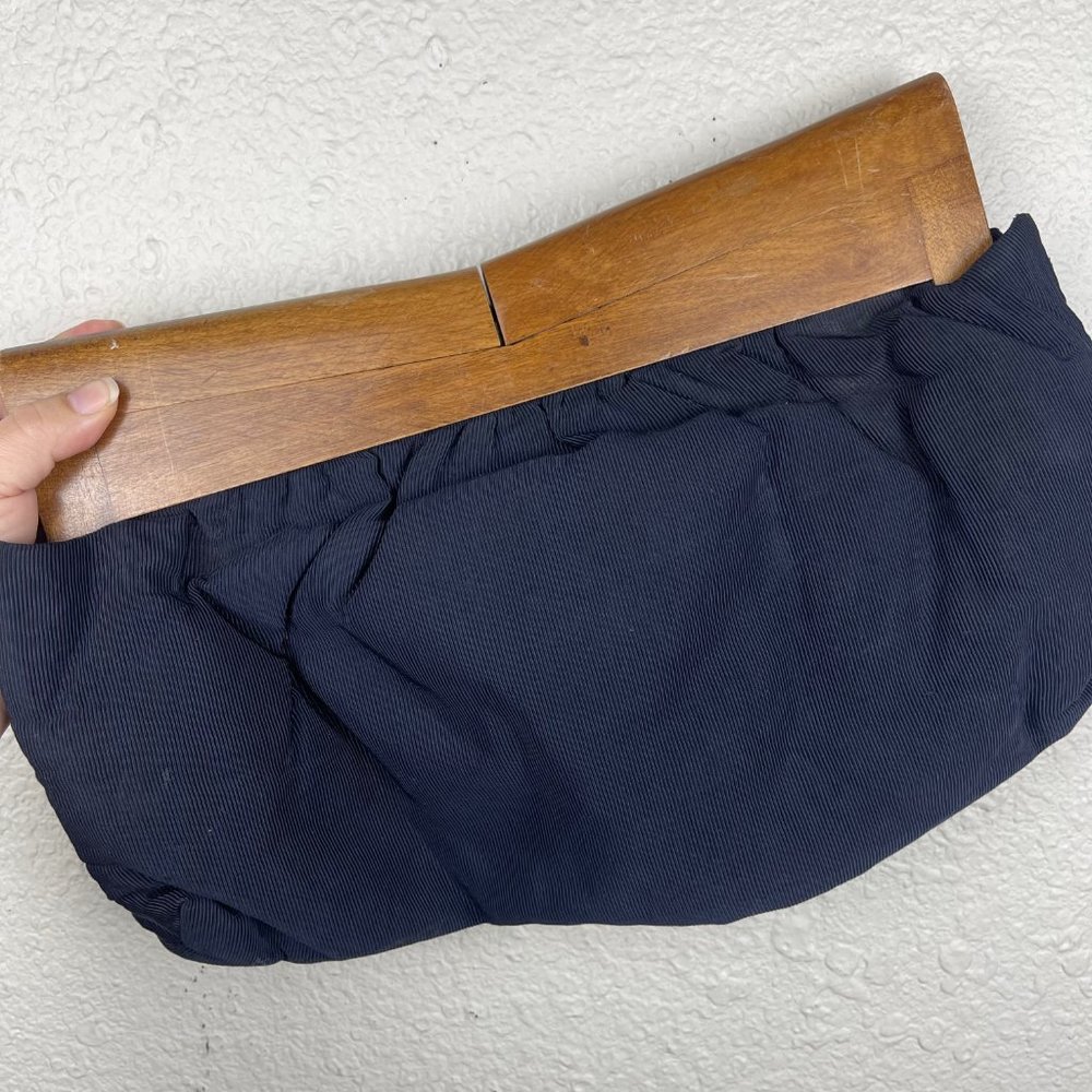 Vintage 70's Wooden Handle Ribbed Navy Blue Clutch - Picture 7 of 7